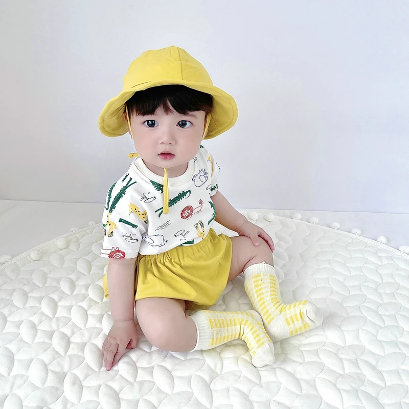 夏季新品卡通男宝宝婴儿动物印花运动休闲短袖恤短裤套装+帽子