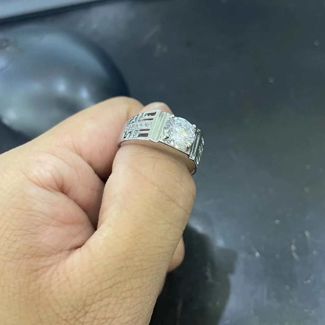 合金合成锆石戒指 鼎盛严选经典大方男戒简约戒指
