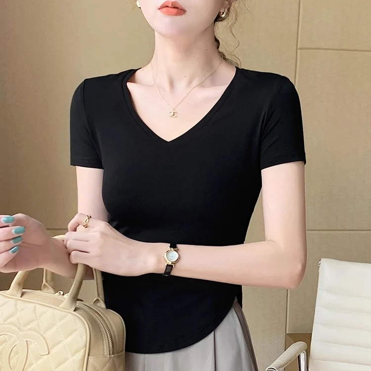 VOCKOO黑色v领冰丝感短袖t恤女夏季2025新款修身收腰弧形下摆不规