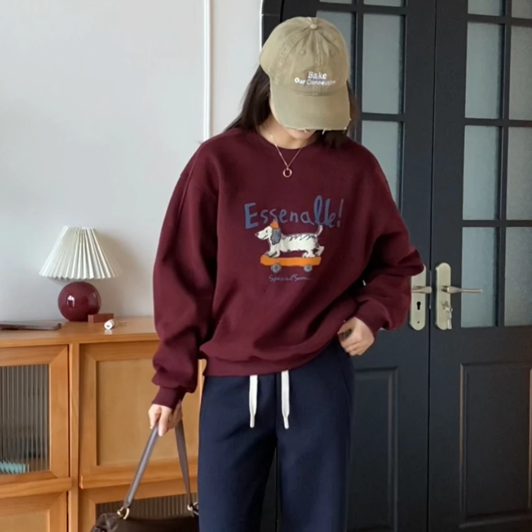 【YHH】秋冬韩版时尚休闲百搭滑板腊肠狗加绒圆领卫衣-YHW4950