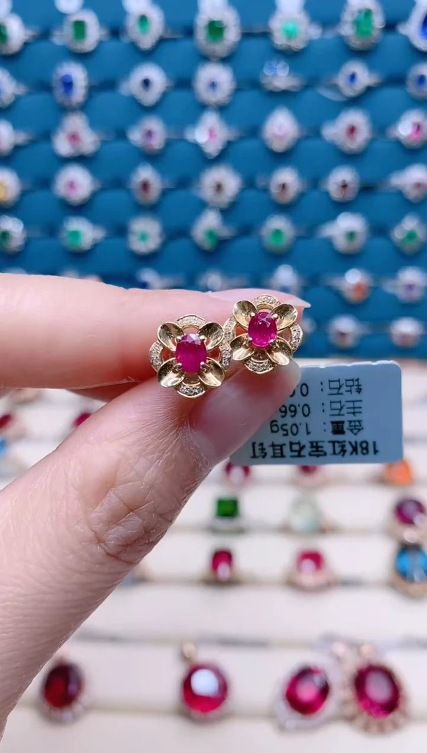 【闪购商品】红宝石18K金耳饰18K金镶嵌1