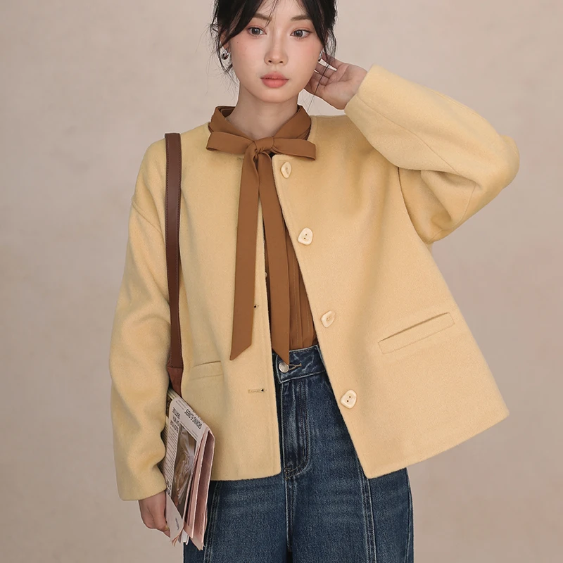 无领短款落肩减龄设计感百搭韩版绵羊毛毛呢外套女小个子秋冬气质
