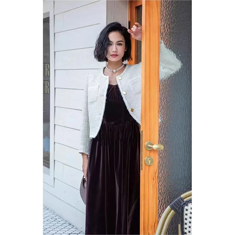 专柜撤柜直播间扣号选款连衣裙