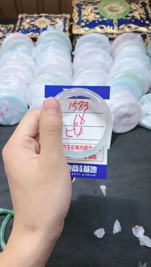 【闪购商品】玛瑙/玉髓手镯未镶嵌1583
