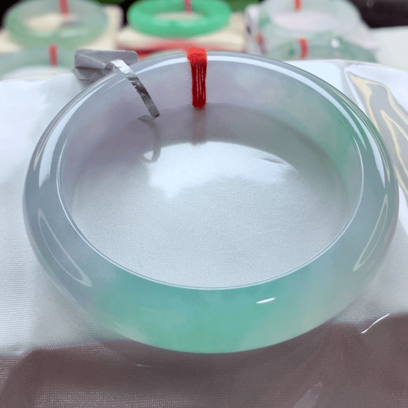 【闪购商品】翡翠手镯未镶嵌师妹