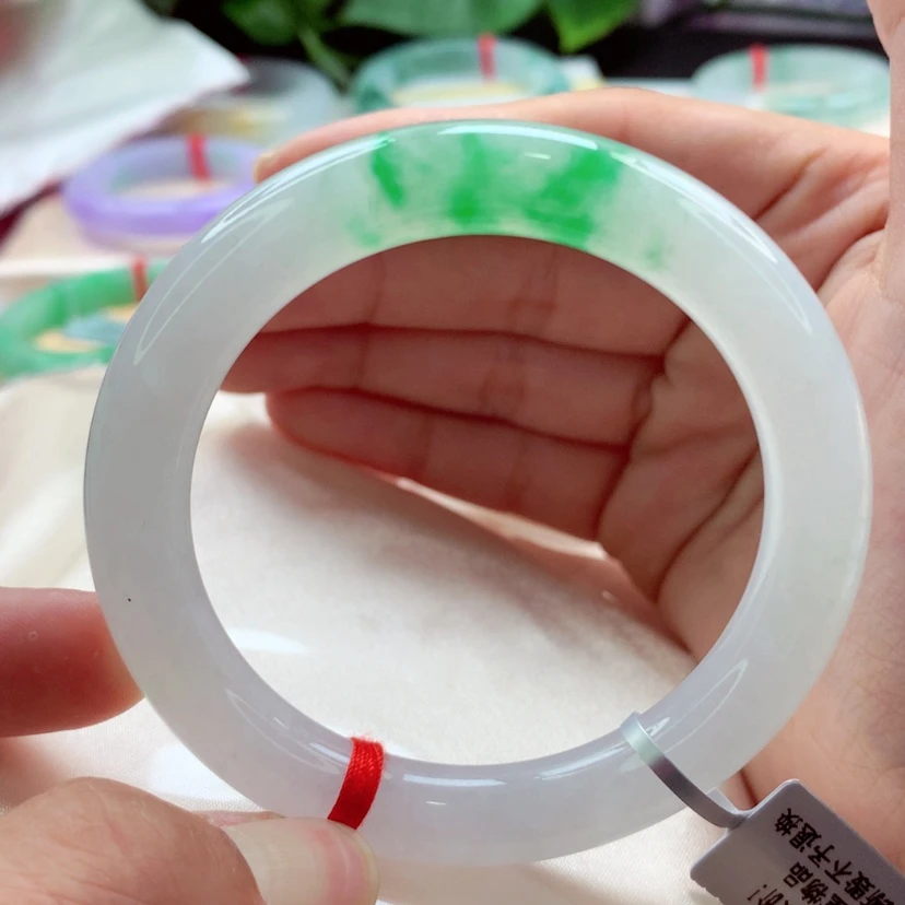 【闪购商品】翡翠手镯未镶嵌师妹