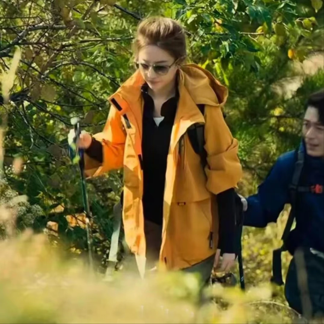 玫瑰同款单冲三合一户防水外登山服冲锋衣女款工装外套