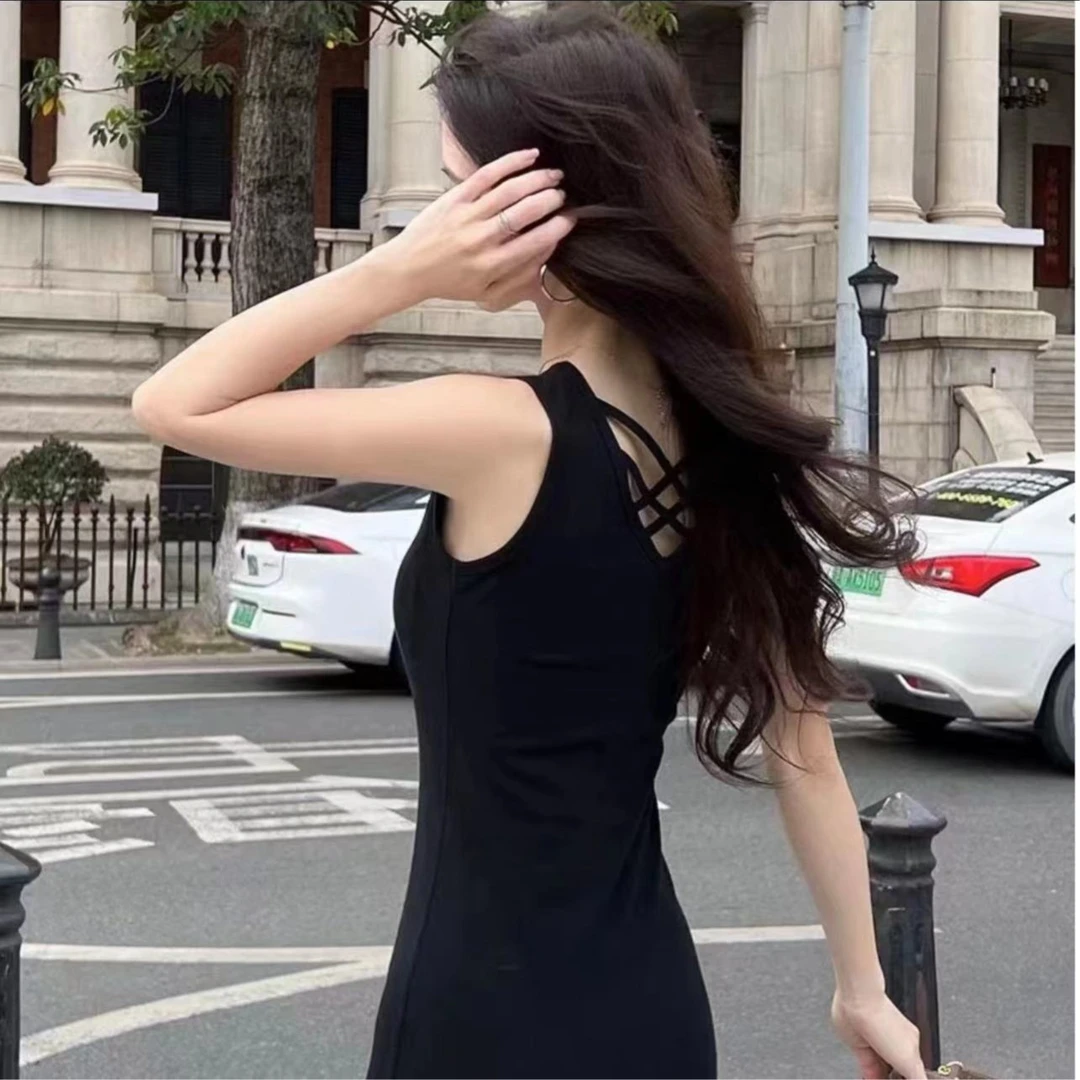 黑色背心连衣裙女显瘦2024夏季外穿中长款内搭无袖打底背心裙子