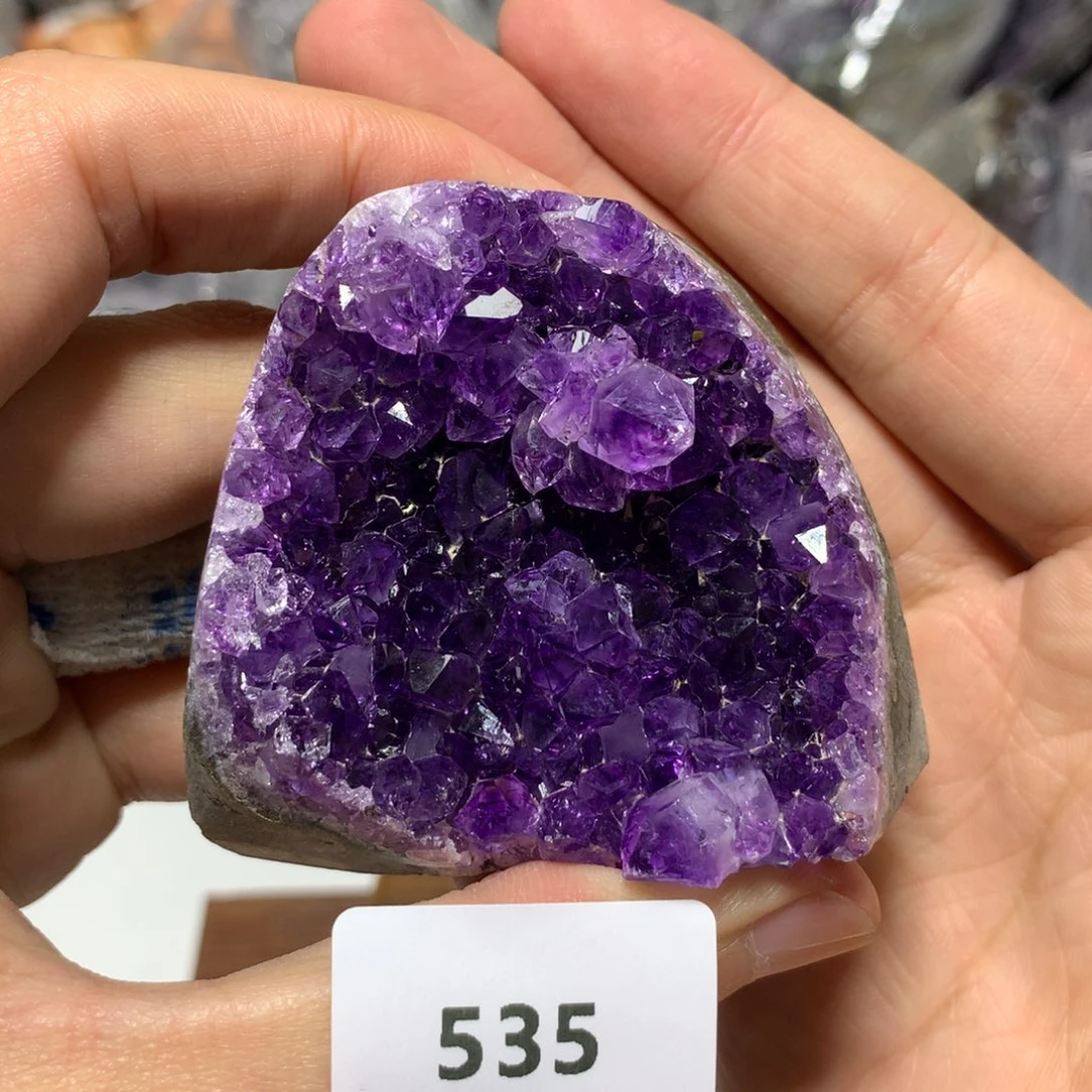 水晶大型摆件（非配饰）未镶嵌