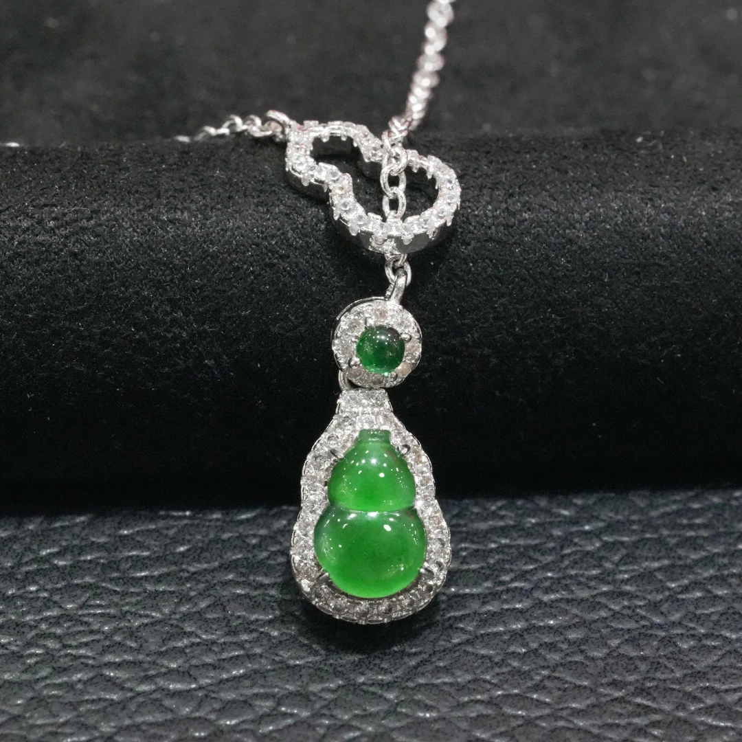 天然A货翡翠葫芦锁骨链(多样性发一套)