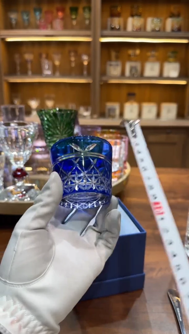 【闪购商品】套色水晶蓝色兔子清酒杯