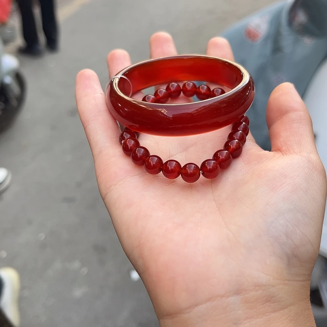 玛瑙/玉髓手镯未镶嵌