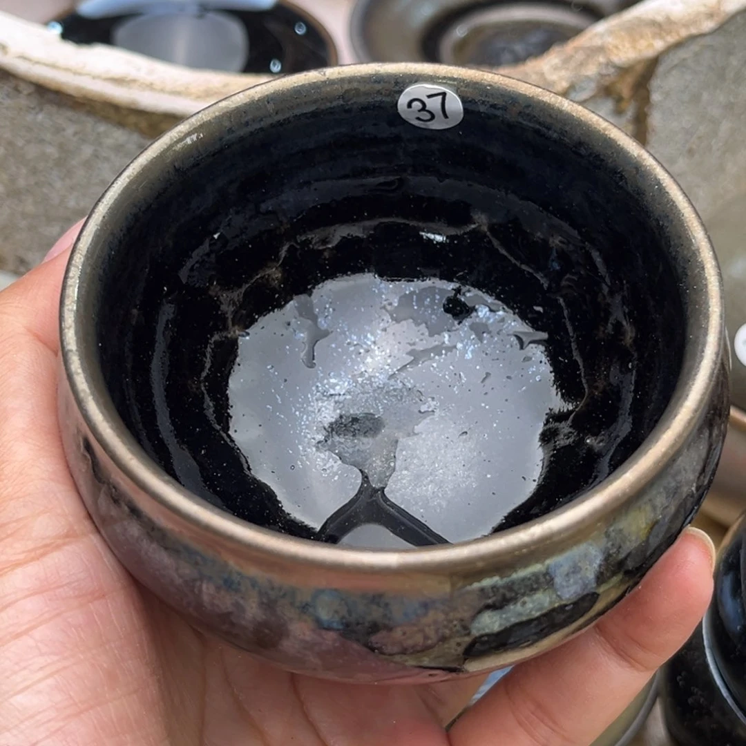 茶盏义兴龙窑坚持真柴烧
