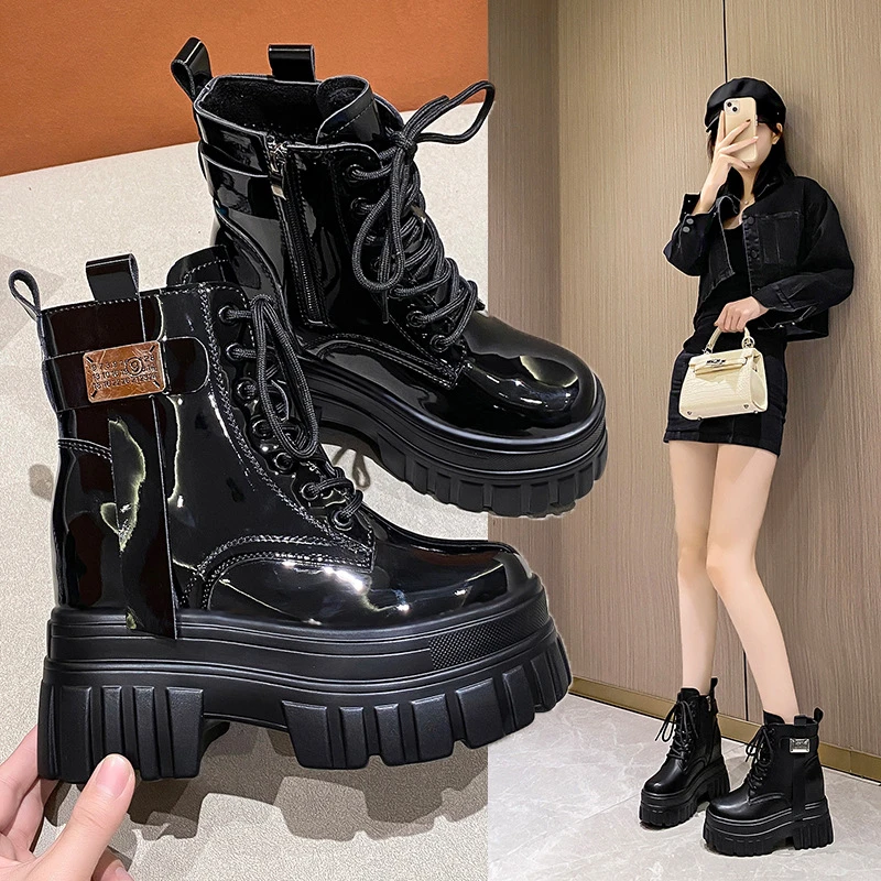 厚底马丁靴女2023秋冬新款高帮短靴百搭小个子内增高黑色靴子女**