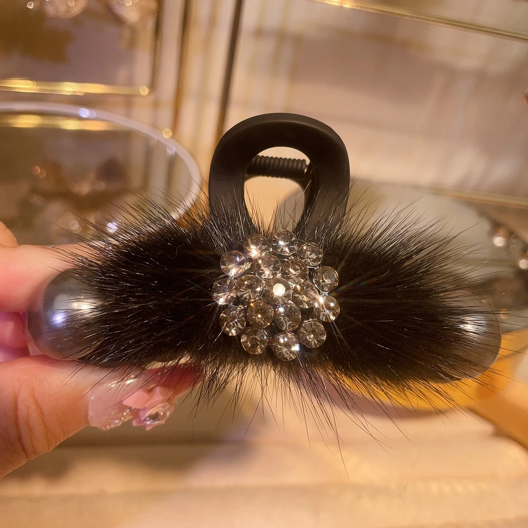 秋冬新款水貂毛中号抓夹黑色气质轻奢时尚精致发夹