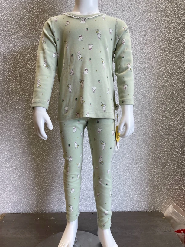 瑁嗯瑁爱童装款手感舒适