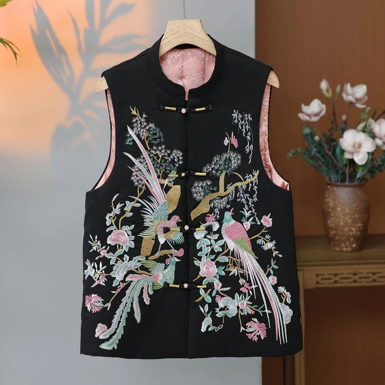 中国风刺绣马甲加厚新款妈妈轻奢改良立领盘扣马甲民族风复古中式