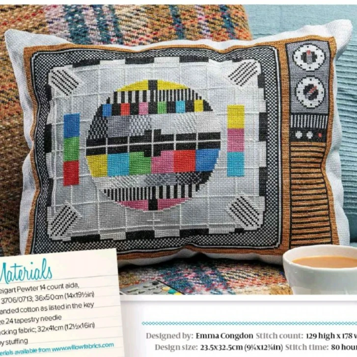 抱枕图电视机十字绣2021新款自己绣客厅卧室小件线绣卡通动漫刺绣