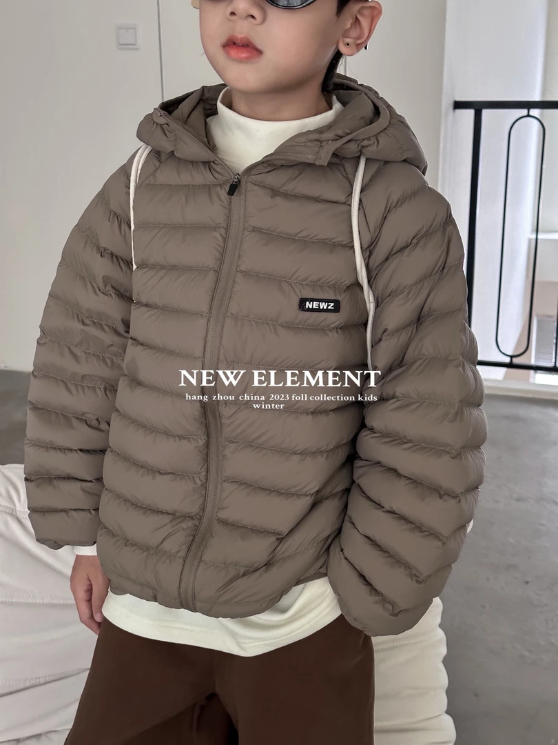 【郭郭童品】2024新款休闲连帽轻羽羽绒服