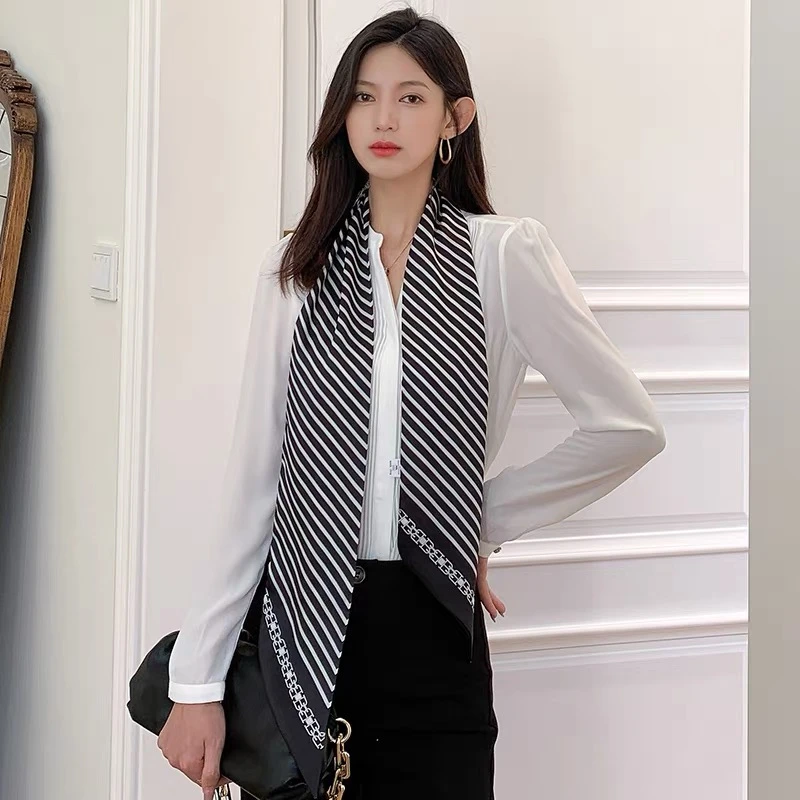 新款气质长条小丝巾女时尚洋气百搭丝巾春秋夏季大方冬季小领