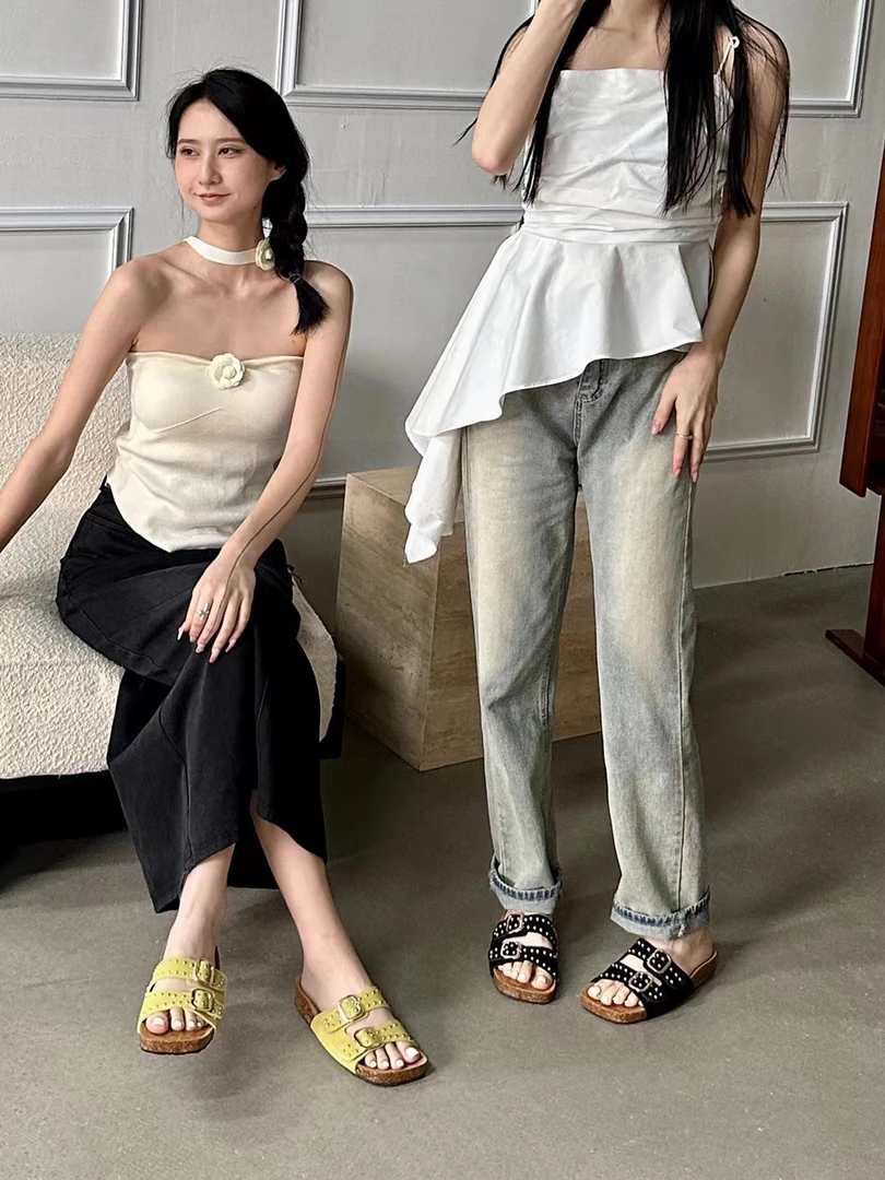 LS D35-6 2024夏季新款拖鞋时尚欧美风磨砂铆钉方头一字拖凉拖女