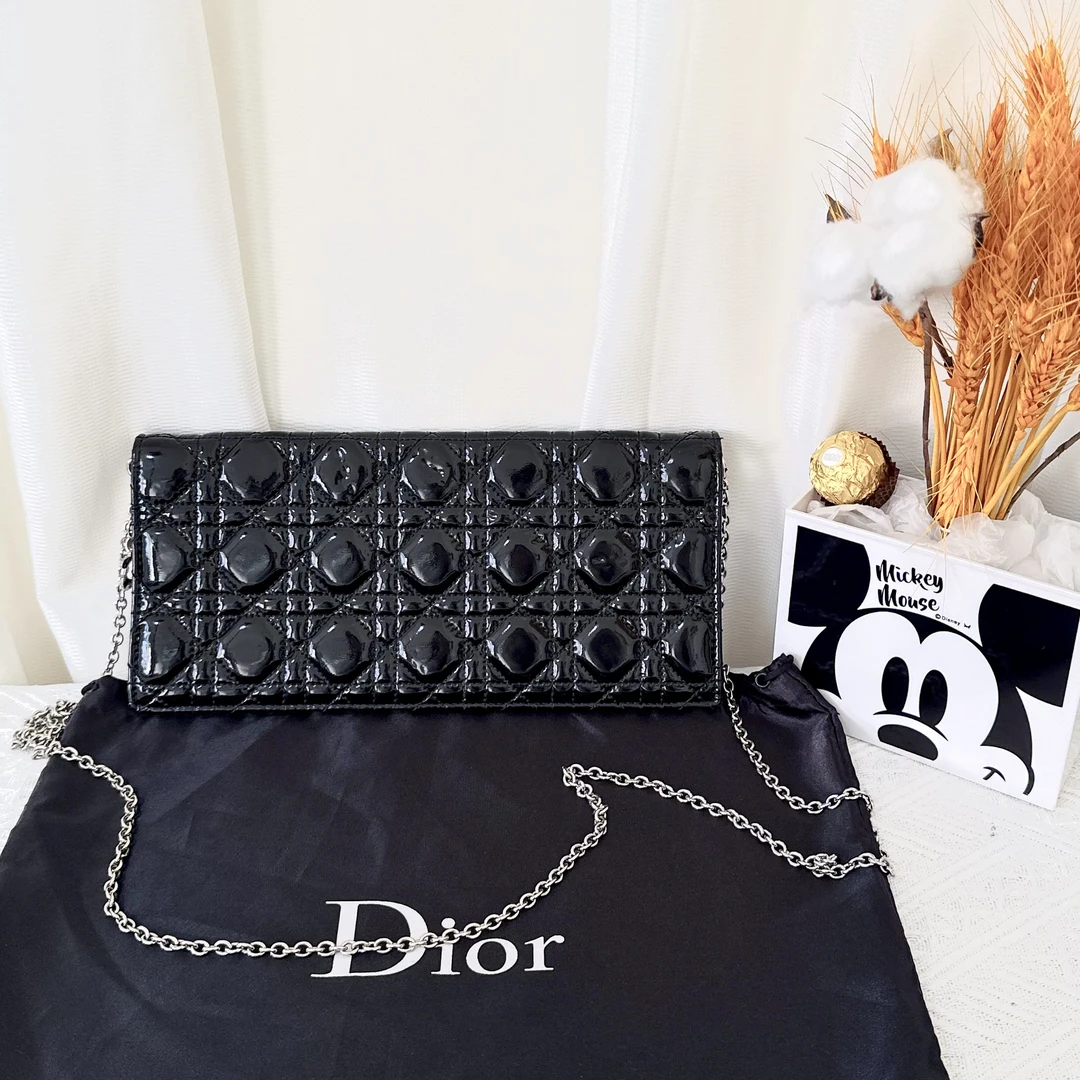 99新 DIOR/迪奥 漆皮黑色银扣横版戴妃woc单肩链条包尺寸：27*13*3