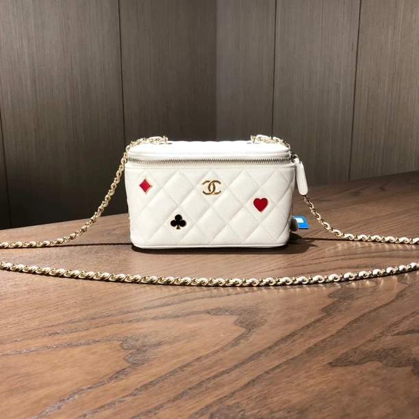 99新  Chanel香奈儿 白色荔枝牛扑克盒子包 新款镭射 尺寸16x10