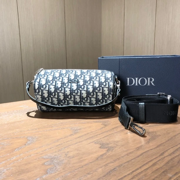99新 DIOR/迪奥 Di­or迪­奥 帆布老花圆筒包 尺寸20x11