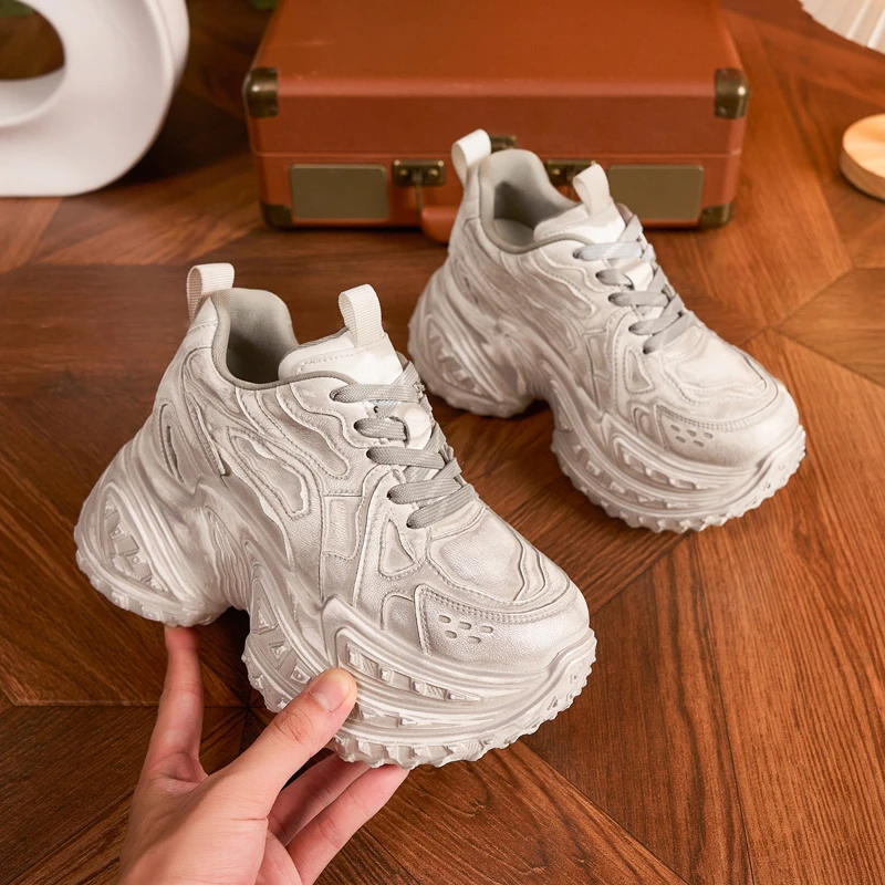小个子增高老爹鞋女榴莲底松糕鞋秋冬新款时尚百搭软底休闲运动鞋
