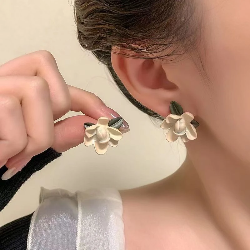 合金耳饰 超仙栀子花耳钉女高级感气质耳环2023年新款潮小众设计