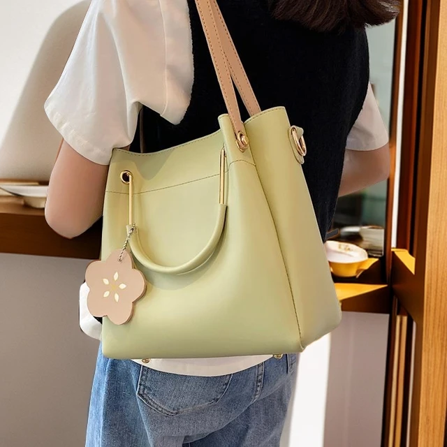 春夏百搭大容量包包女包2024新款潮时尚简约单肩腋下包手提托特包