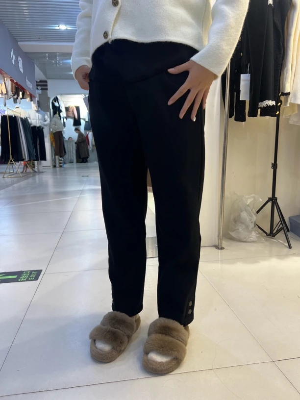 孕妇小直筒裤 加绒烟管裤 黑色两扣