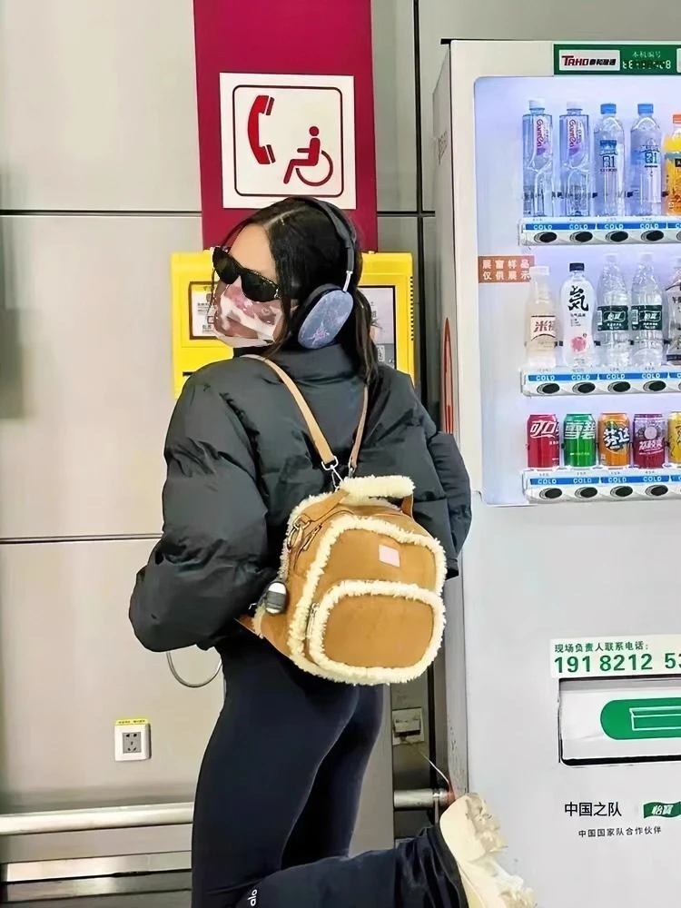 毛绒绒辣妹通勤双肩包包女2023秋冬新款大容量百搭麂皮绒手提背包