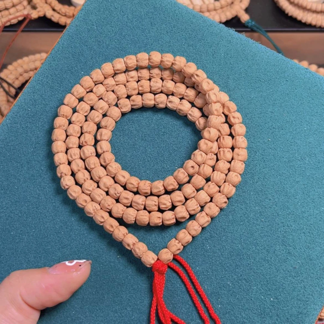 【闪购商品】柏香籽/百香籽吊坠啊*哥