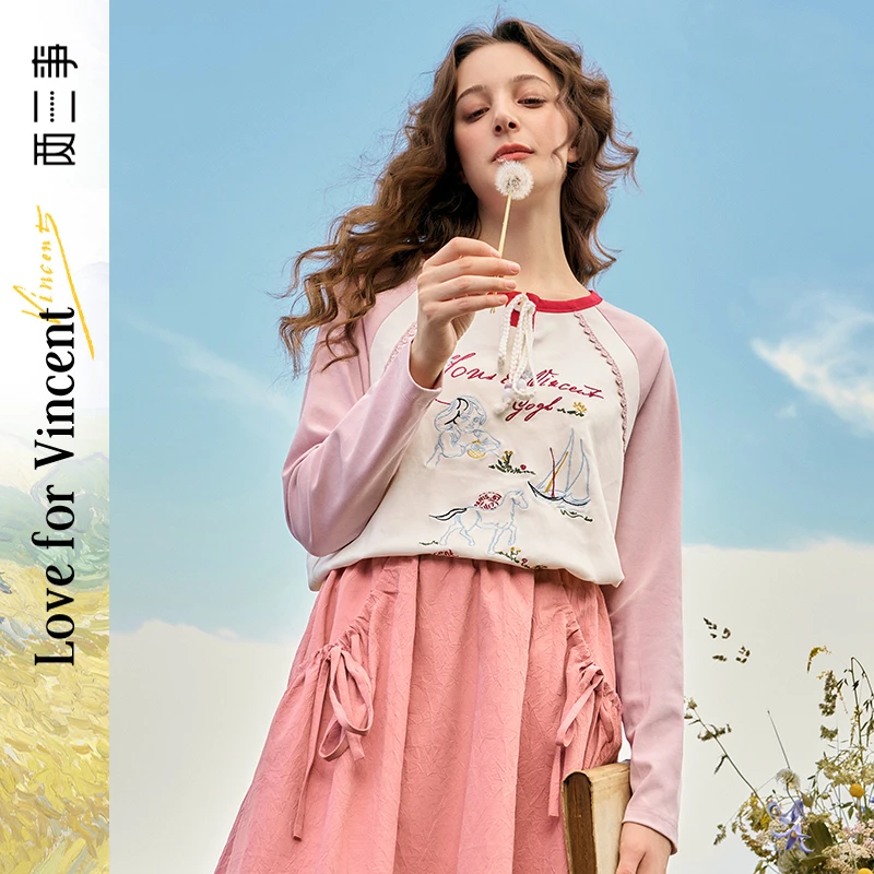 【黄蓉推荐】两三事梵高文艺恋语缱绻 小清新刺绣拼色长袖t恤女