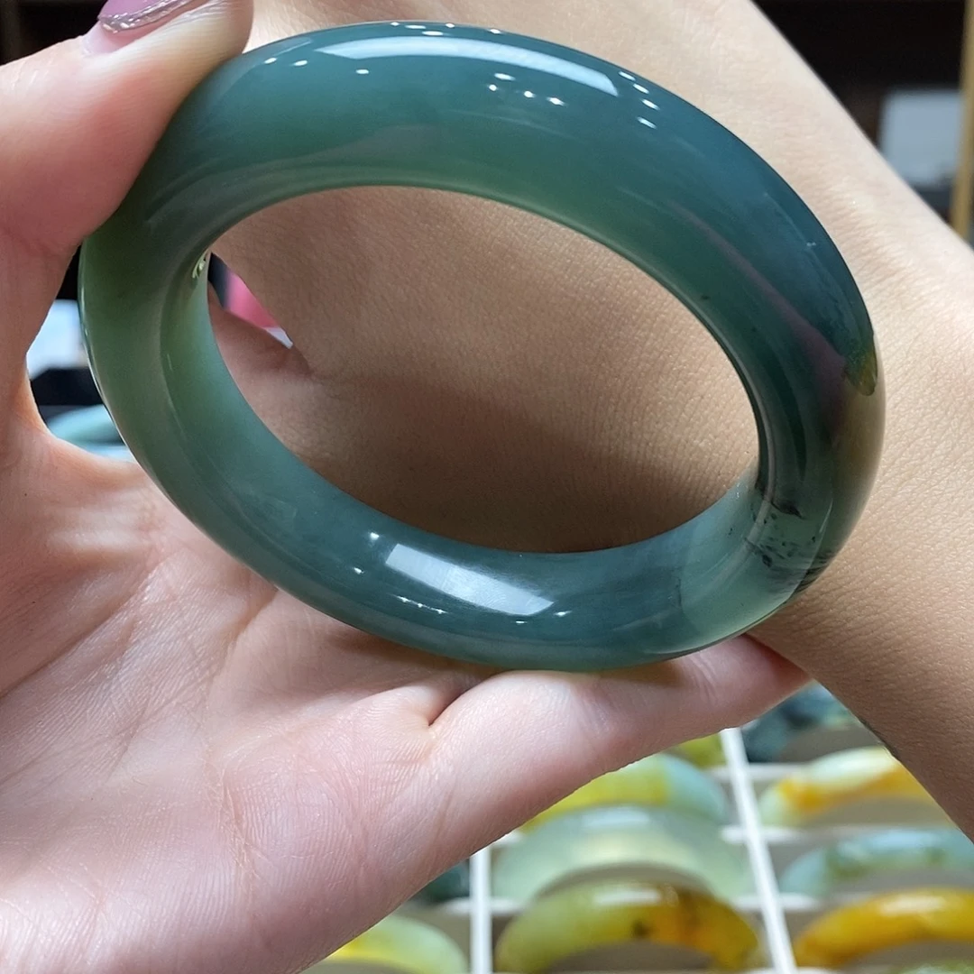 蛇纹石玉手镯未镶嵌玲*姐