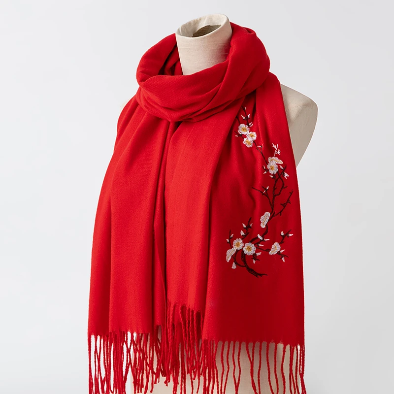 中老年人女士百搭围巾秋冬季保暖围脖长款时尚纯色提花披肩中国红