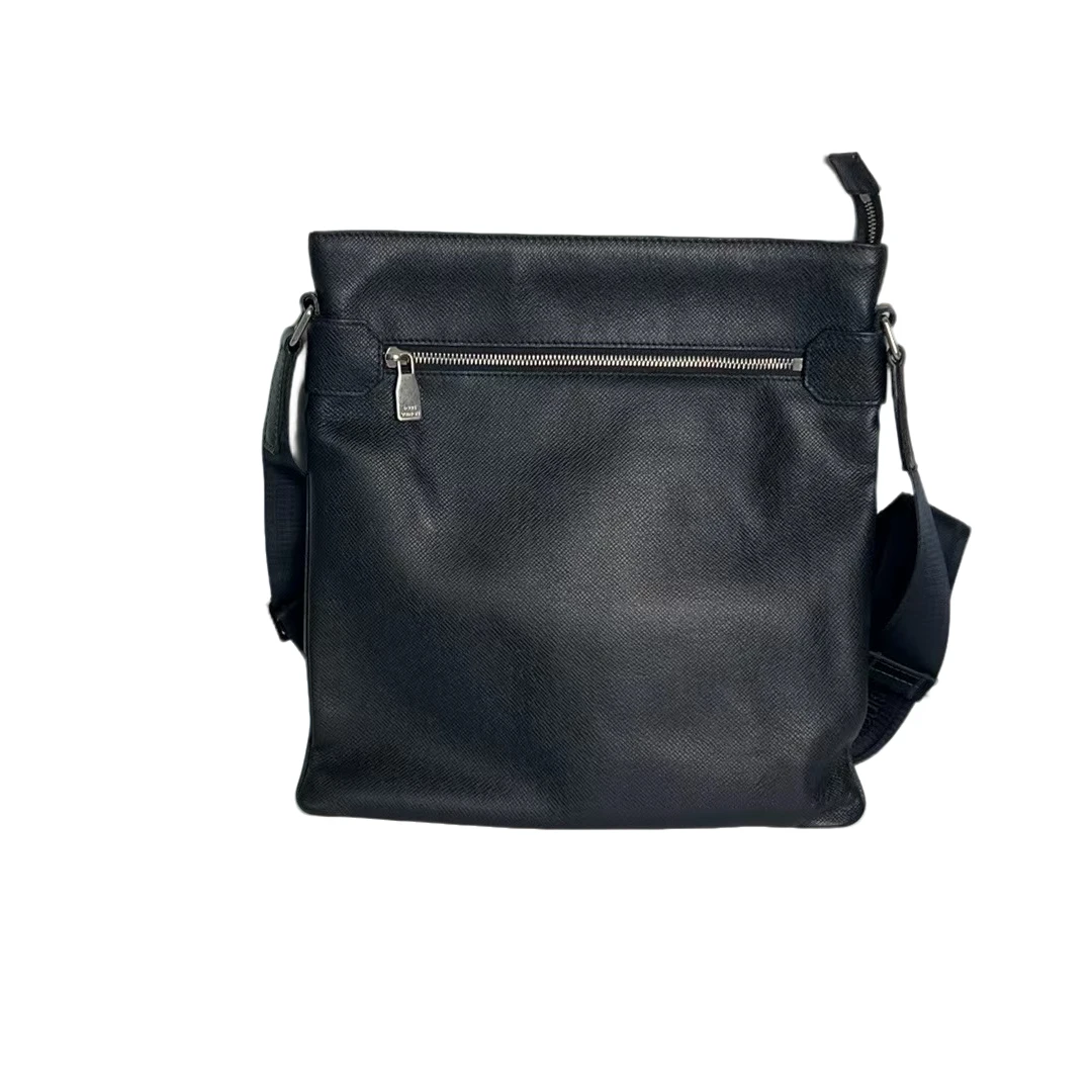 95新 LouisVuitton/路易威登 路易威登LV///经典全皮拉链款斜挎包