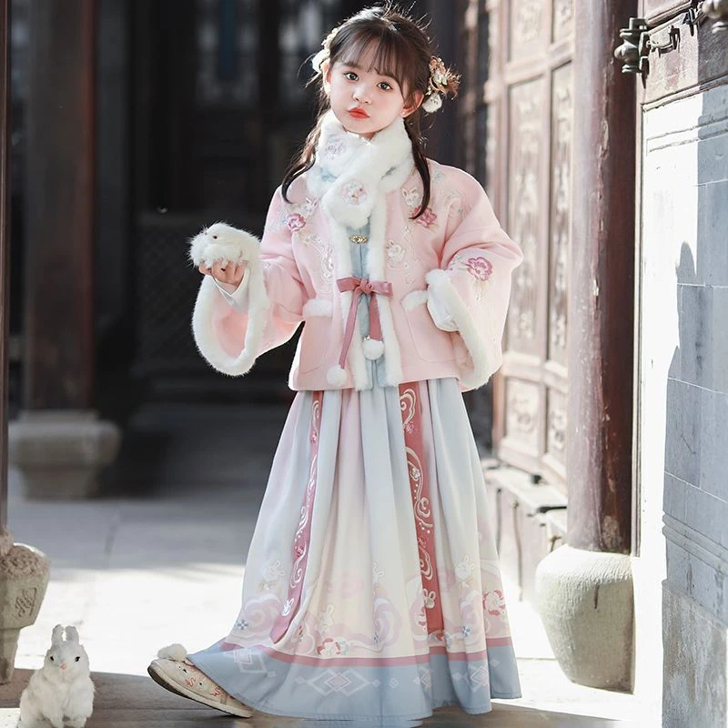汉服女童冬季加绒加厚中国风超仙古风儿童马面裙拜年服唐装秋冬款