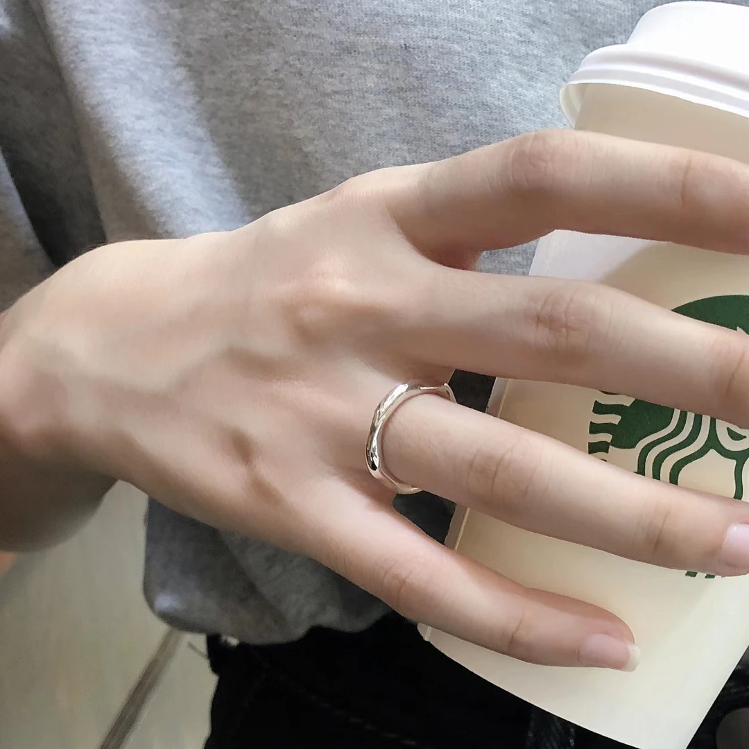 925银戒指 《清茶》小众设计师高级感轻奢风法式不规则素圈戒指