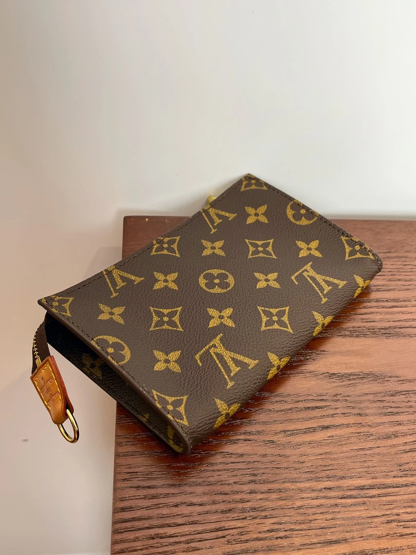 95新  大吉中古/LV零钱包/95新