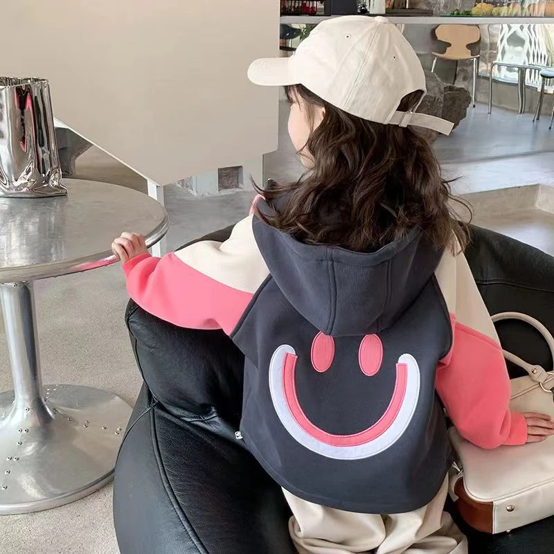 儿童连帽外套上衣童装春秋女童洋气宝宝笑脸撞色带帽小童秋季外套