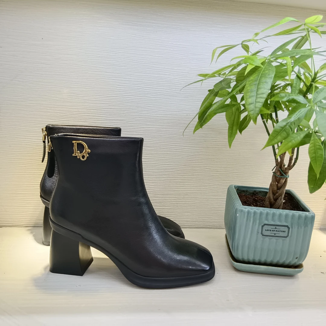 女鞋短靴小方头时尚短靴