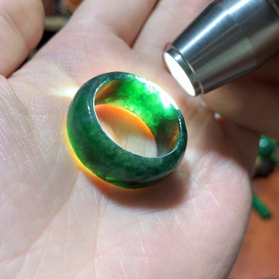 【闪购商品】翡翠颈饰未镶嵌