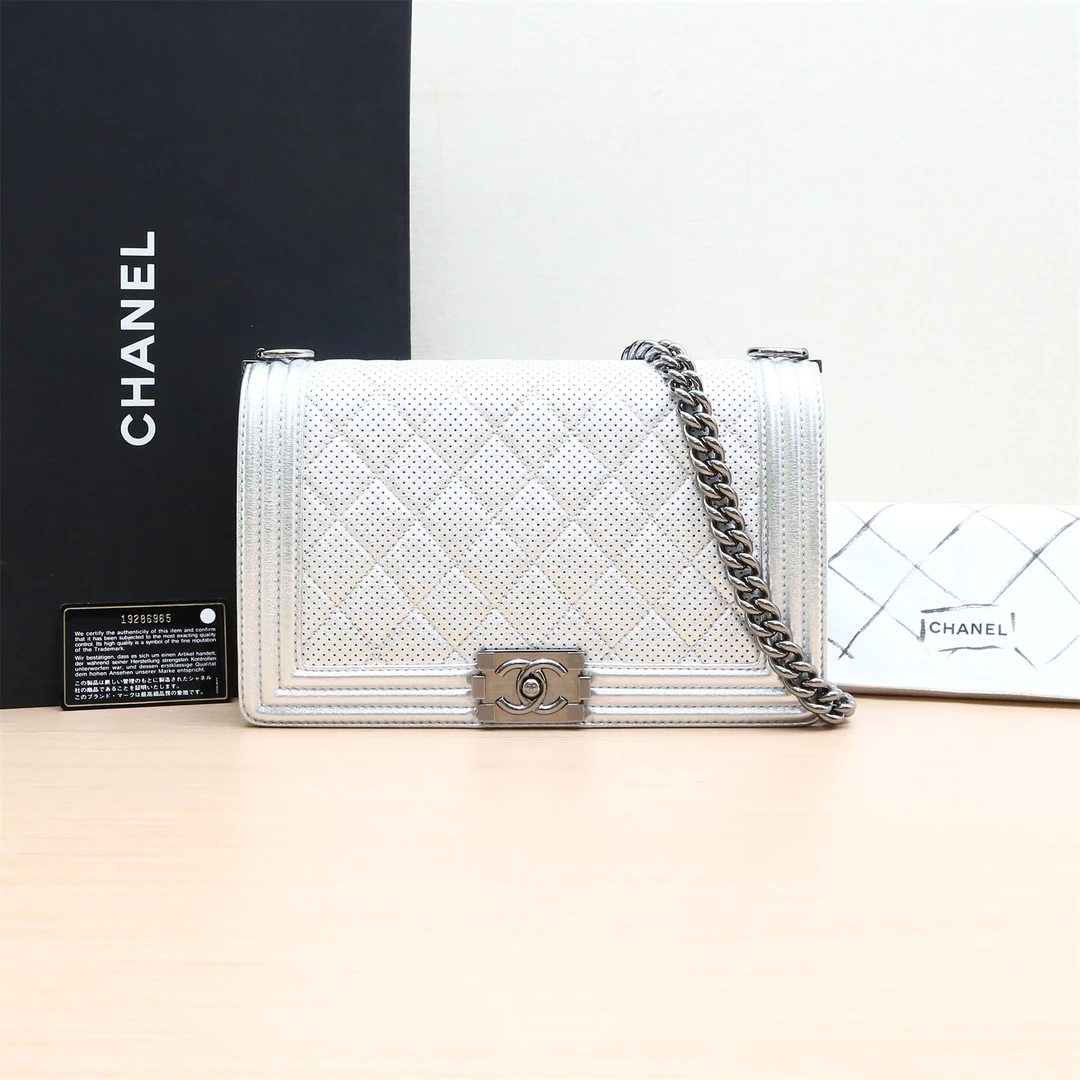 95新 Chanel/香奈儿 Leboy包 中大号 28cm 银色 银扣P224828865