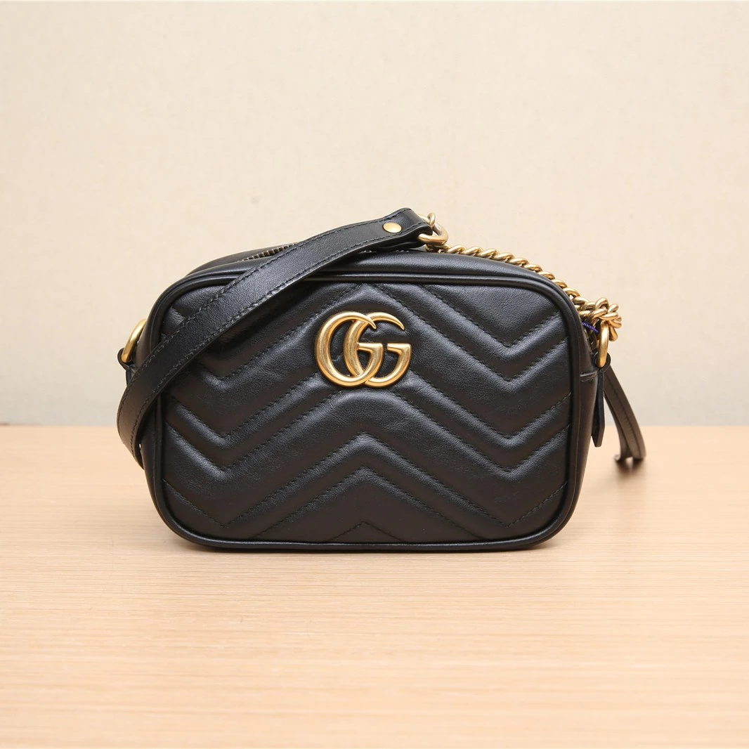 95新 GUCCI/古驰 相机包 Mini 18 黑色 皮革C P222324133