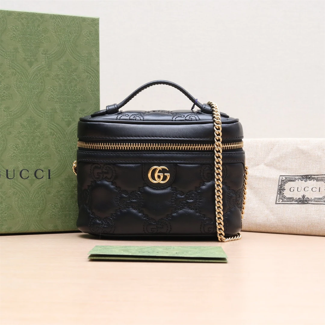99新 GUCCI/古驰 Matelasse 提花凸纹 盒子 斜挎包P204822869