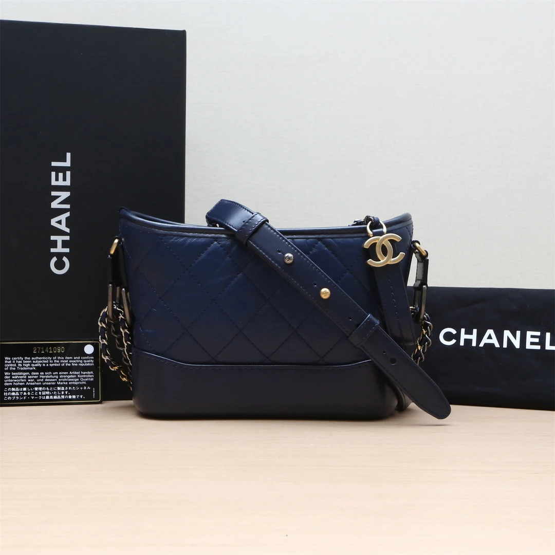 99新 Chanel/香奈儿 流浪包 小号 20cm 蓝色 27开 P233074174