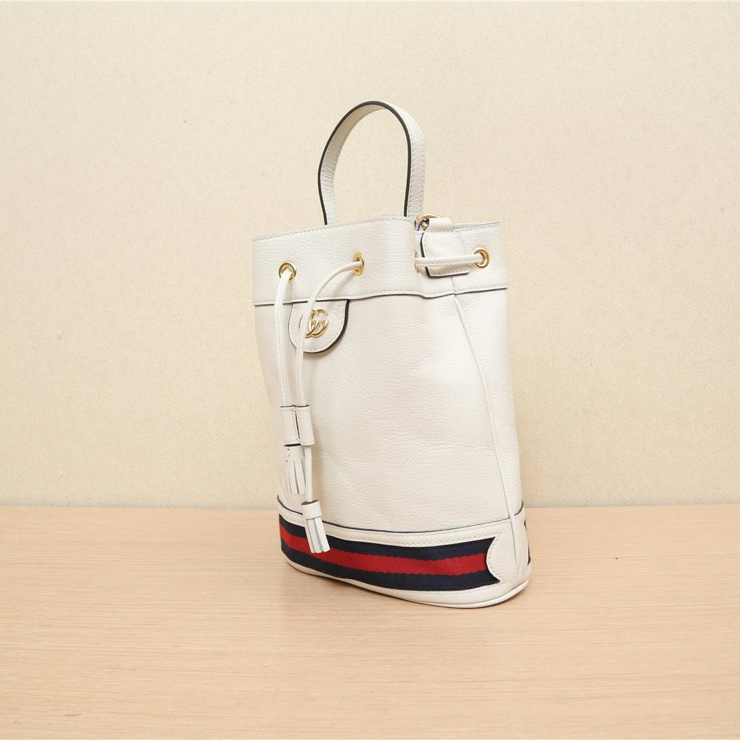 90新 GUCCI/古驰 抽绳水桶包 小号 20.5 白色 皮革C P222426827