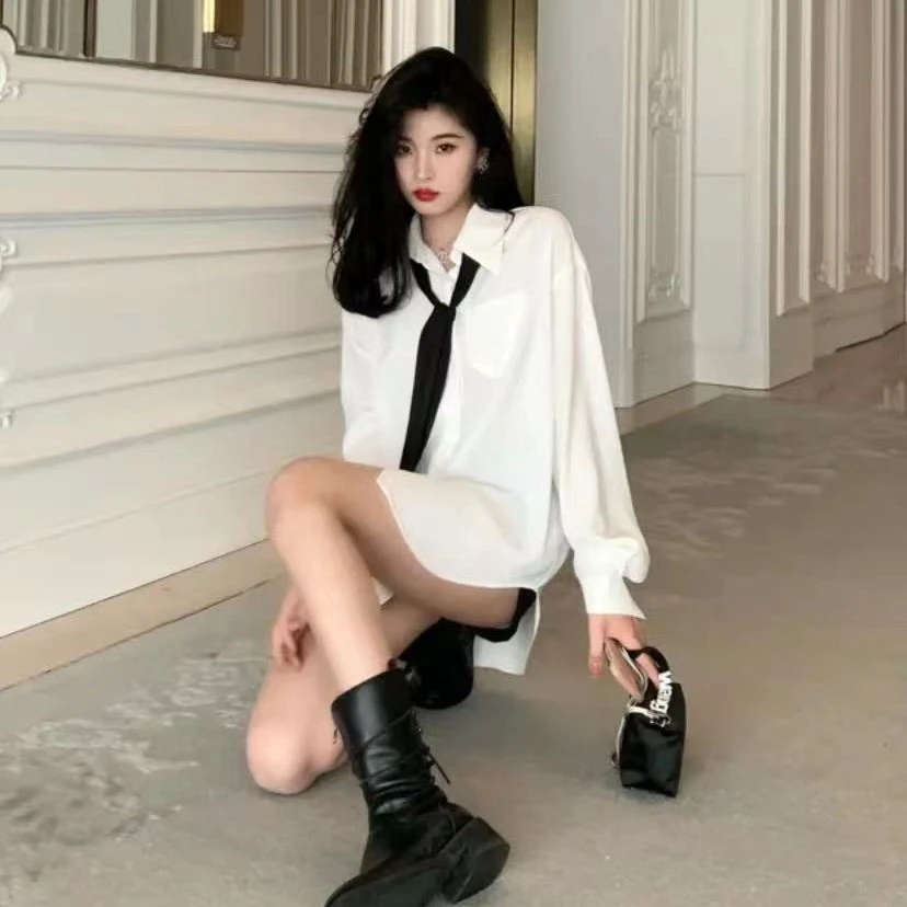 新款斩男穿搭 男友风白衬衫 yyds 宽松显瘦长袖设计感白色上衣